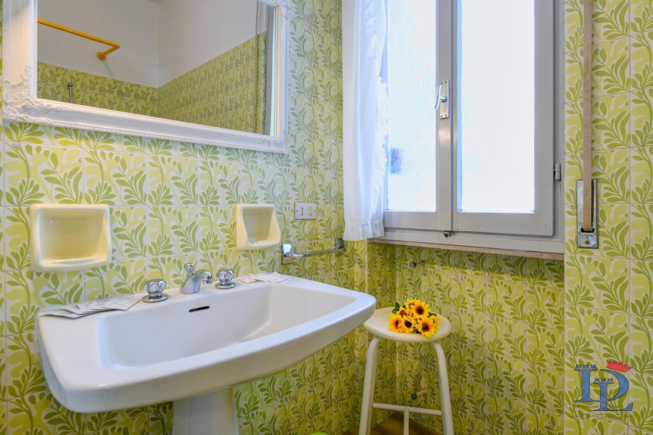 Desenzanoloft Official Partner Marriott Homes & Villas - The Sunflower Front Lake Desenzano del Garda Extérieur photo